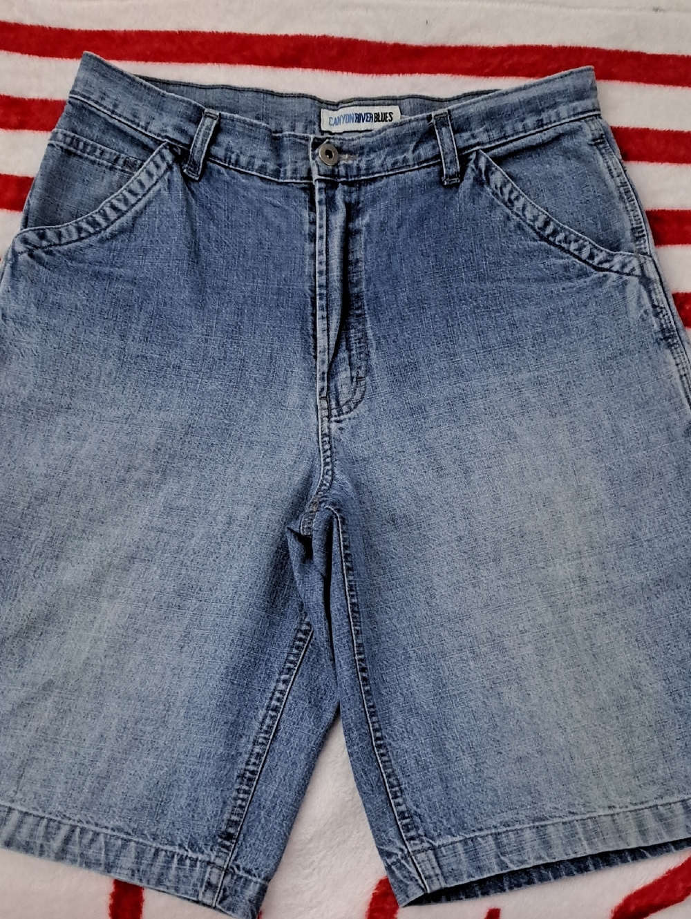 Canyon River Blues Light Blue Denim Men's Jean Shorts Size 31